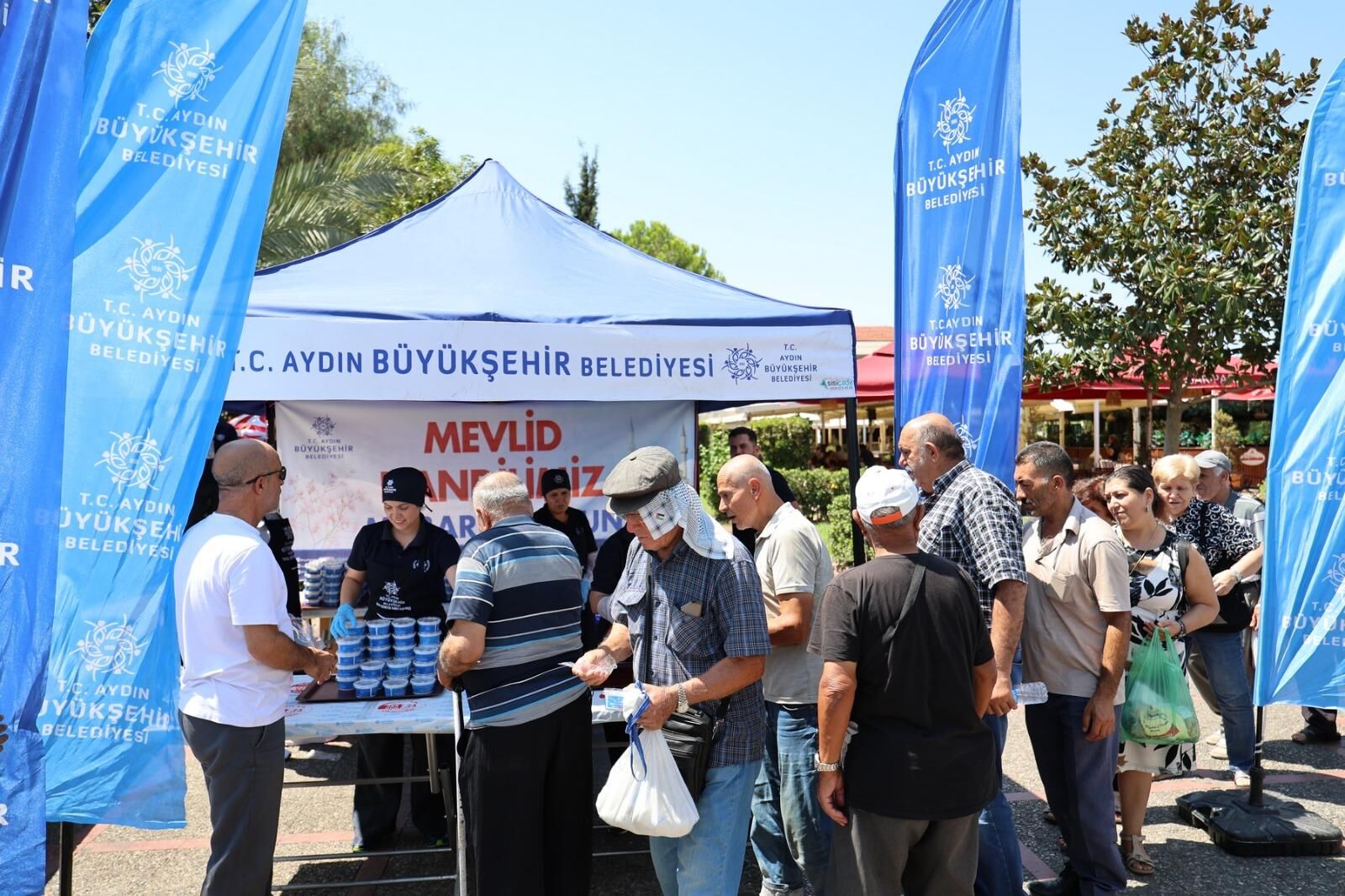 Başkan Çerçioğlu Vatandaşların Kandilini Kutladı (2)