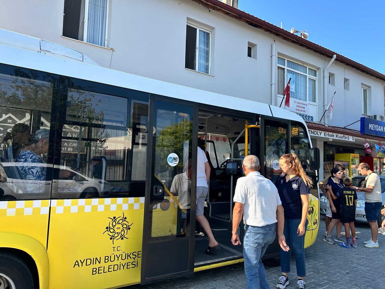Çerçioğlu’na Teşekkür Ücretsiz Diş Tedavisiyle Yüzler Gülüyor (3)