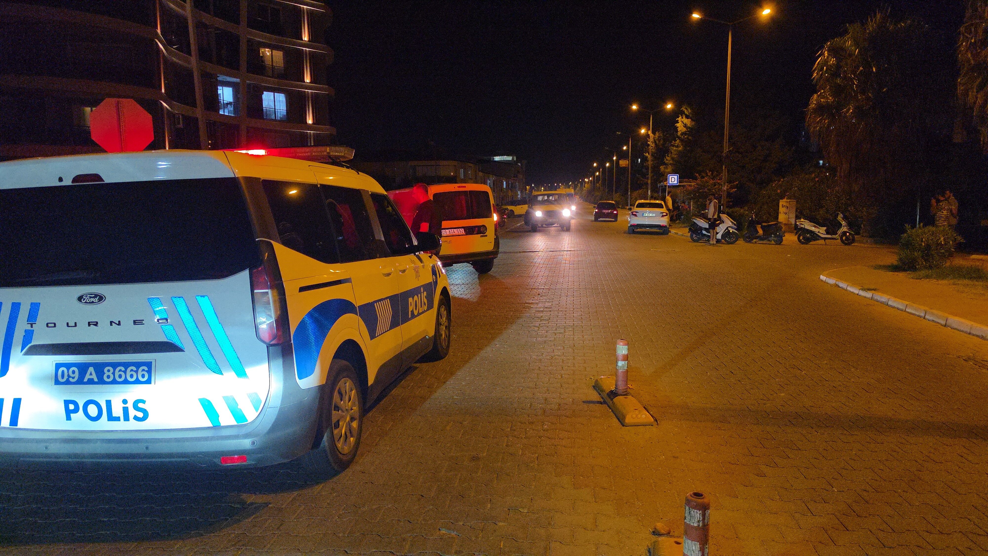Nazilli’de Ortalık Karıştı, Ekipler Sevk Edildi (3)
