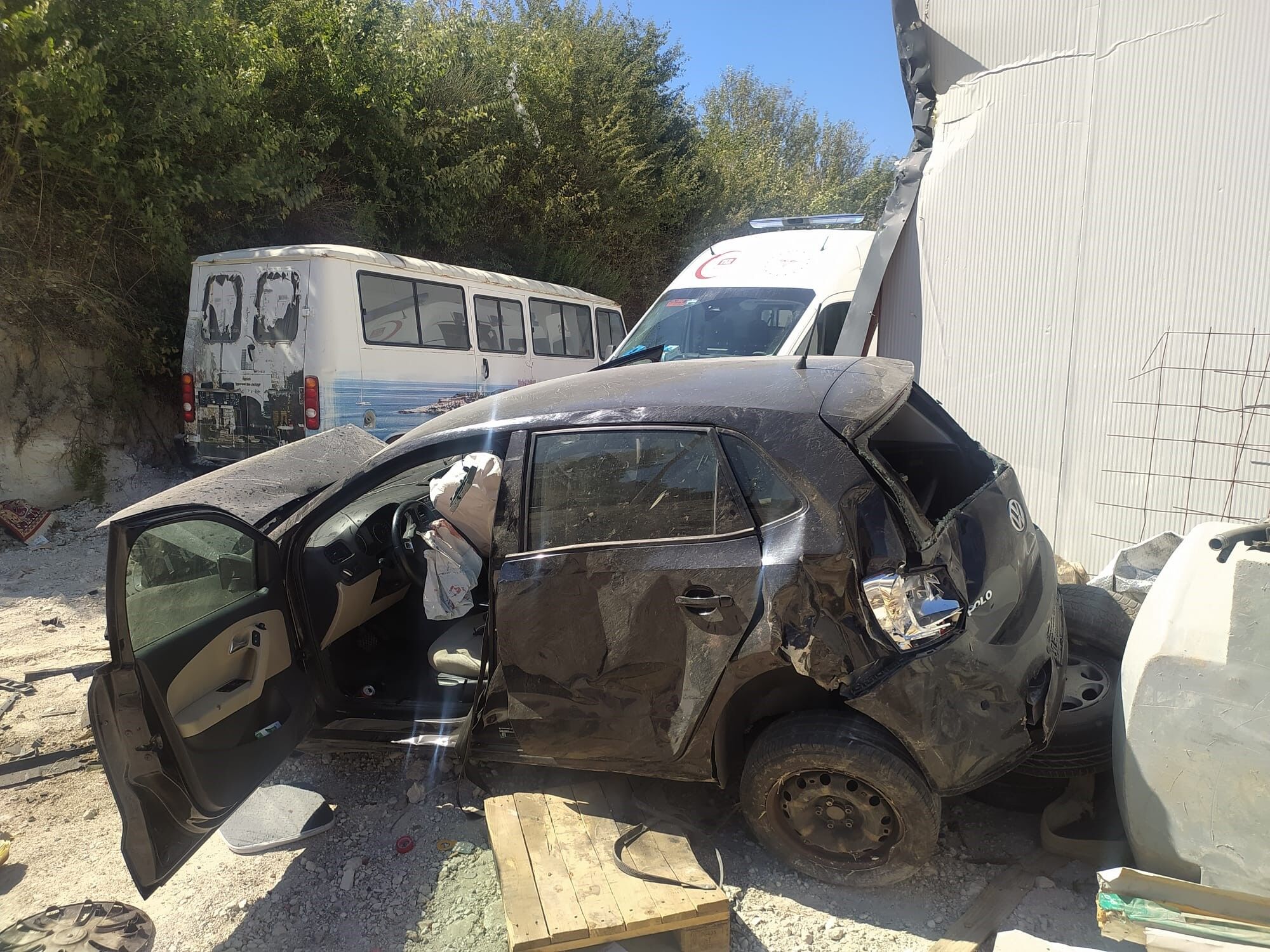 Söke Kuşadası Karayolu’nda Trafik Kazası, Yaralılar Var (1)