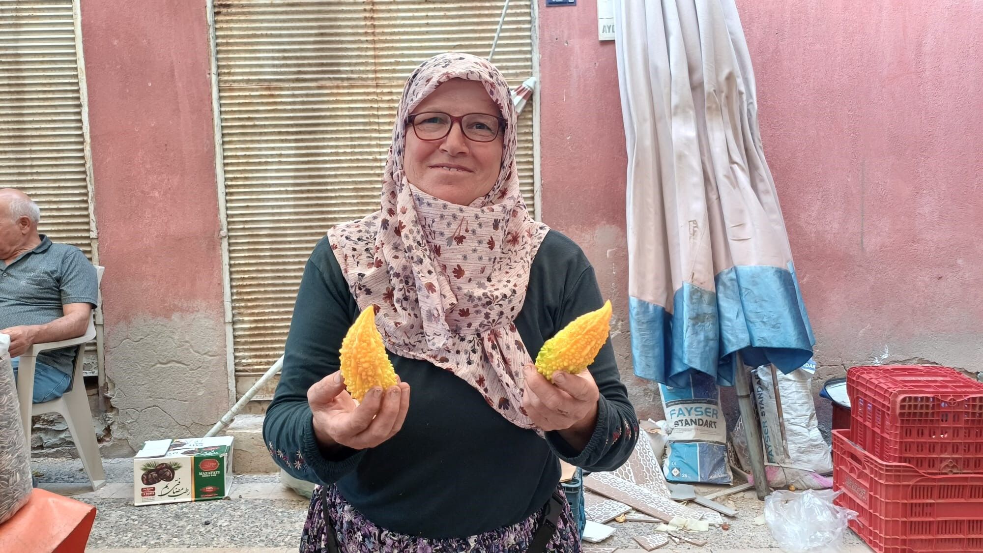 Doğal şifa kaynağı kudret narı tezgahları süslemeye başladı