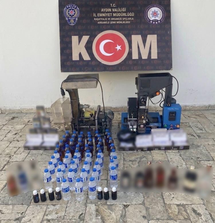 Aydın'da 5 Adrese Eş Zamalı Kaçakçılık Operasyonu 3 Tutuklama (3)