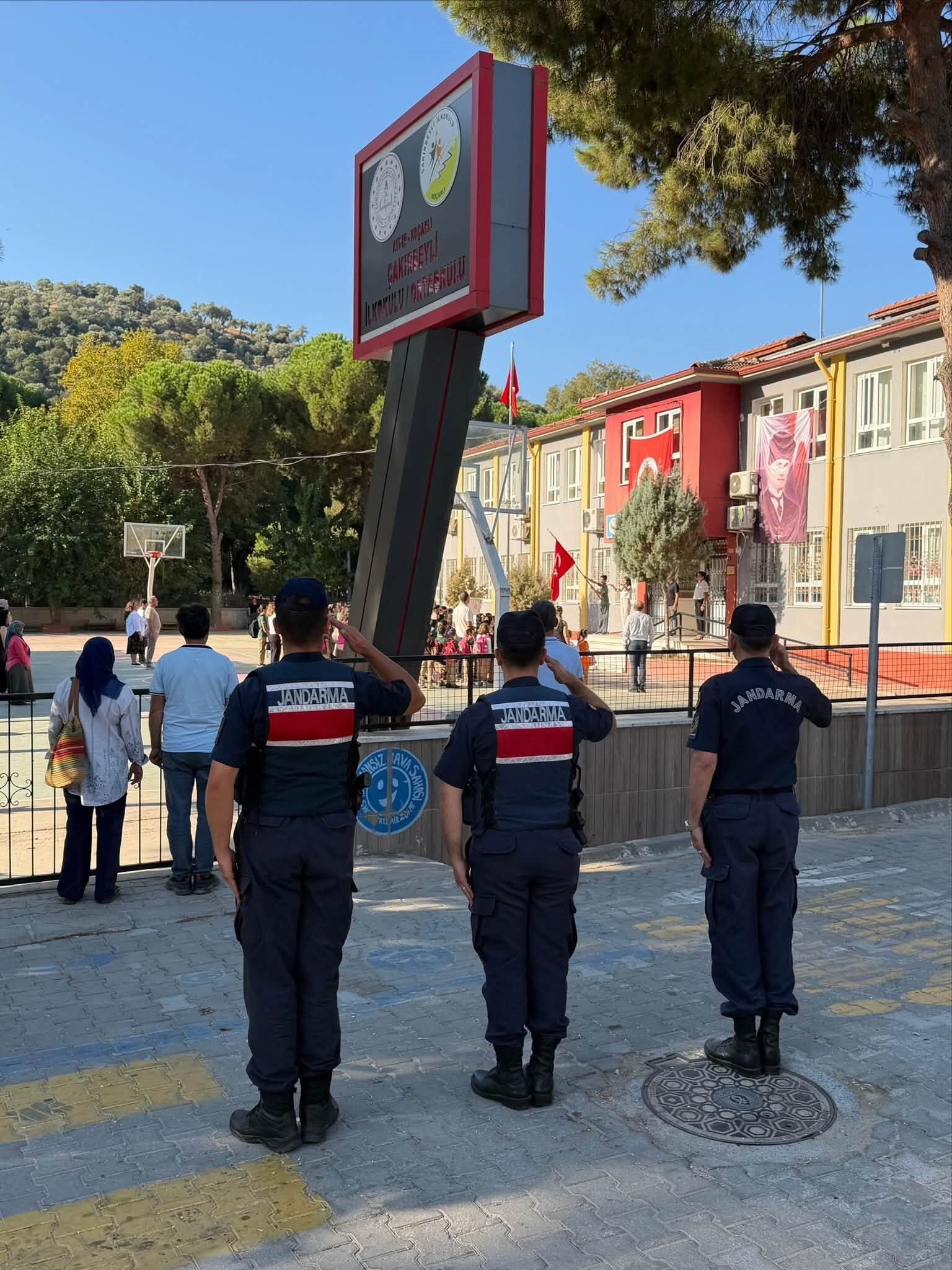 Koçarlı’da Okul Çevrelerinde Güvenlik Tedbirleri Artırıldı (5)