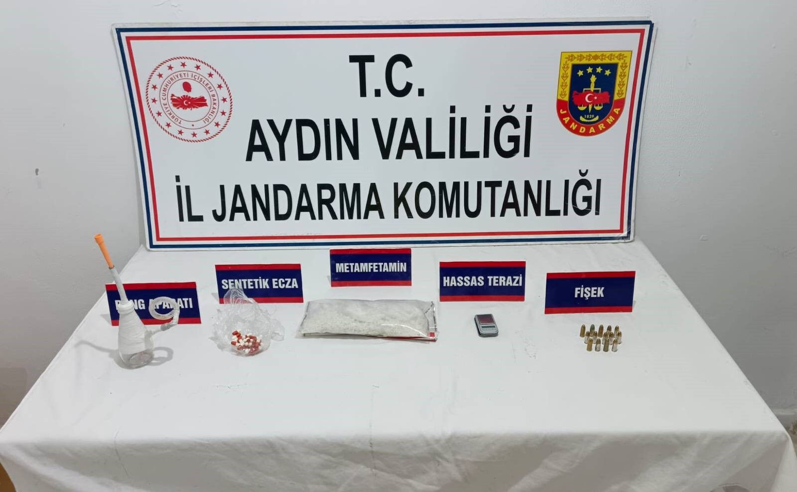 Uyuşturucu operasyonunda 3 şüpheli gözaltına alındı