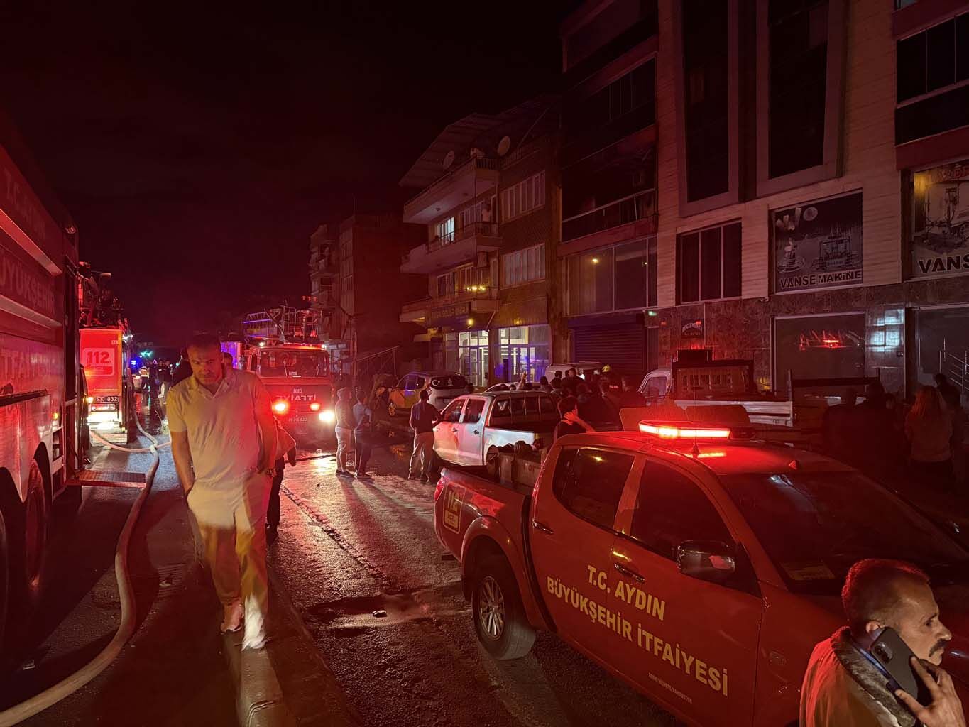 Aydın’da Mahalleyi Sokağa Döken Olay (4)